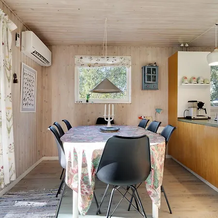 Scenic Summer House On Langeland *